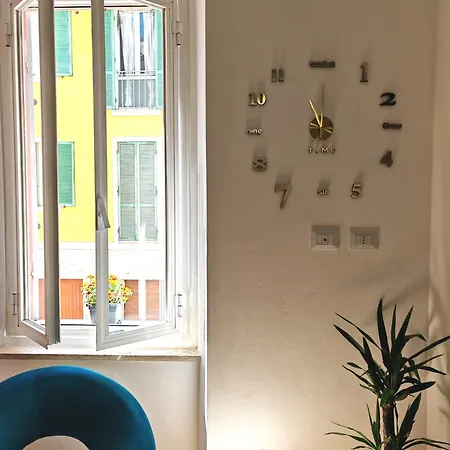 Borgo Antico I I I Privat Parking Apartment Parma