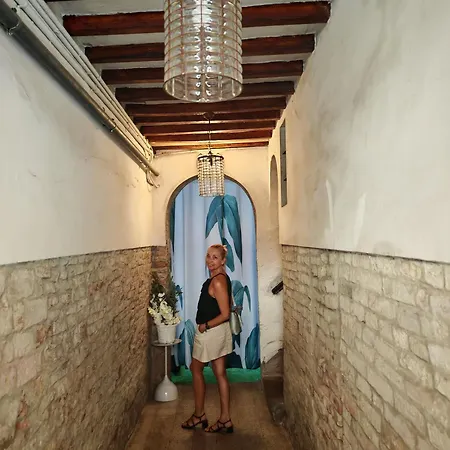 Borgo Antico I I I Privat Parking Parma