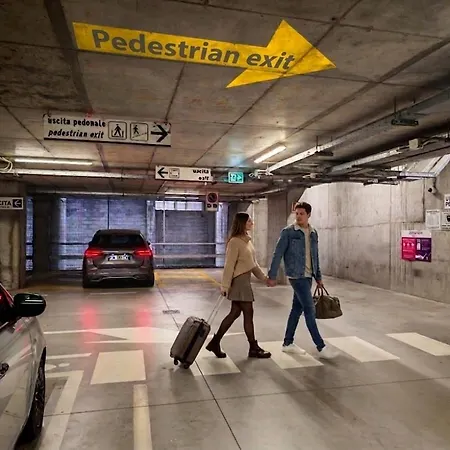 Express Anima Antica I 24h Covered Parking Free I شقة